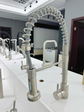 Kitchen Spring Universal Rotating Hot And Cold Faucet